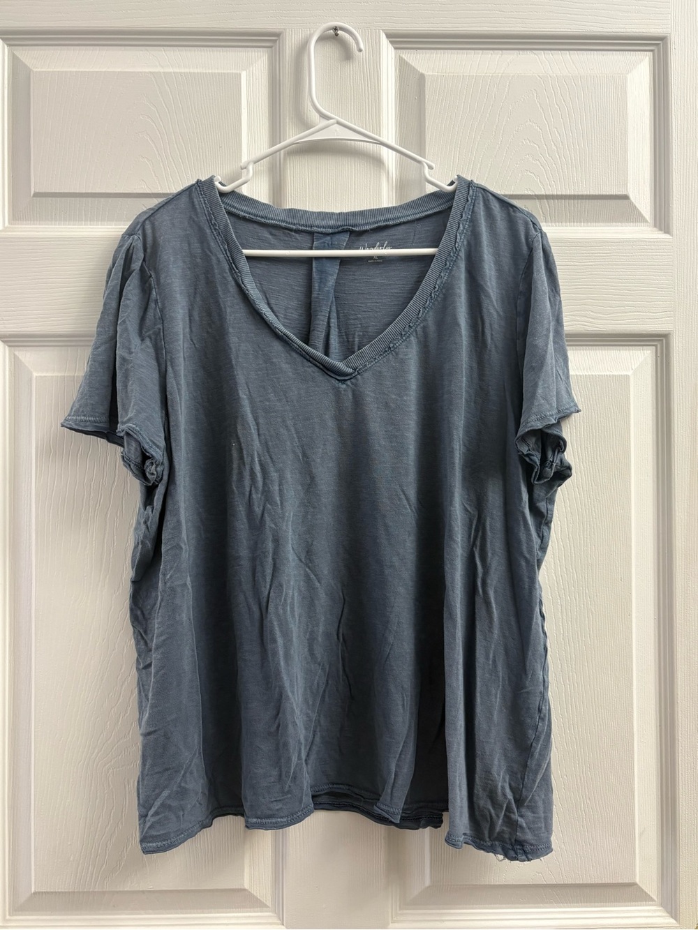 Wonderly Flowy V-Neck Short Sleeve Tee in Slate Blue